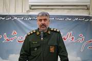 مسئولان از مادران و همسران شهدای تاکستان تجلیل کردند